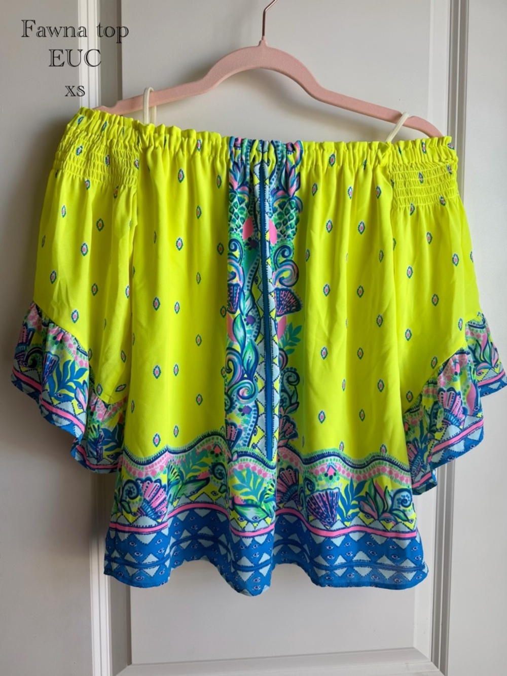 Lilly Pulitzer Fawna Off-Shoulder Top pineapple Rivera Loro green
